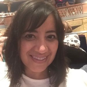 Meet your Posher, Marisa